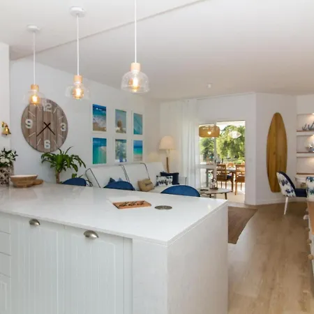 House - Luxurious & Pool View & Golf & Tennis Court شقة