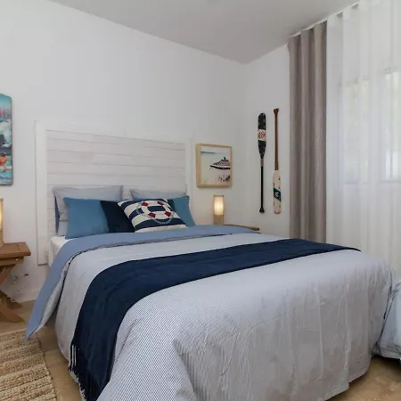 House - Luxurious & Pool View & Golf & Tennis Court